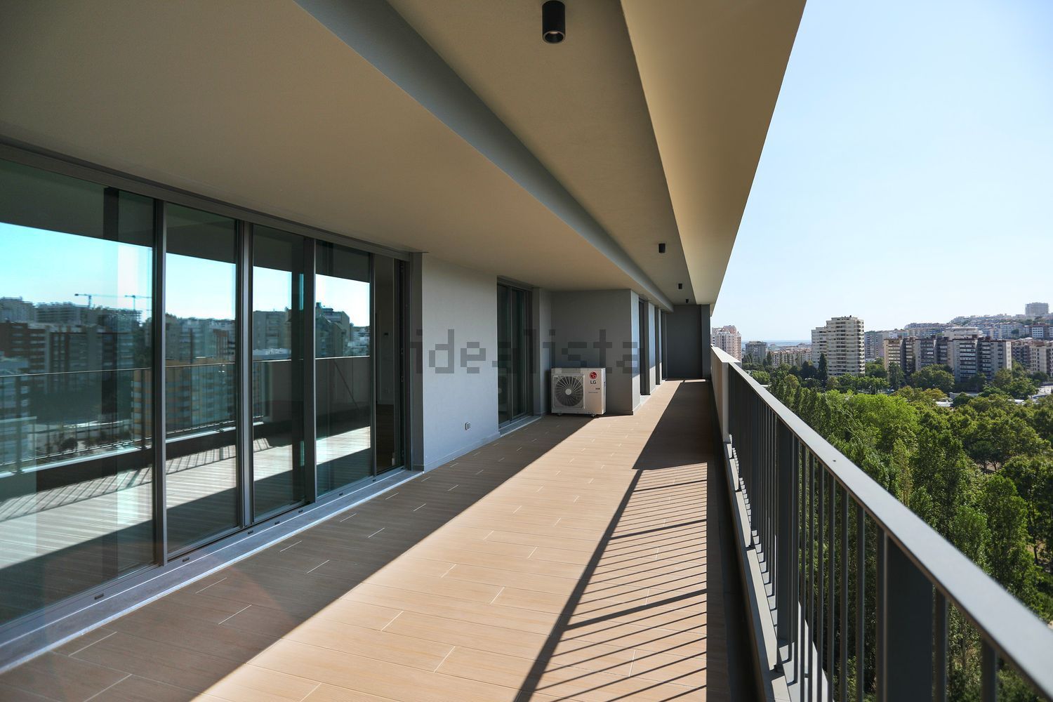 公寓 t3出售在Alameda Engenheiro José Mattos e Silva, 9 - 阳台
