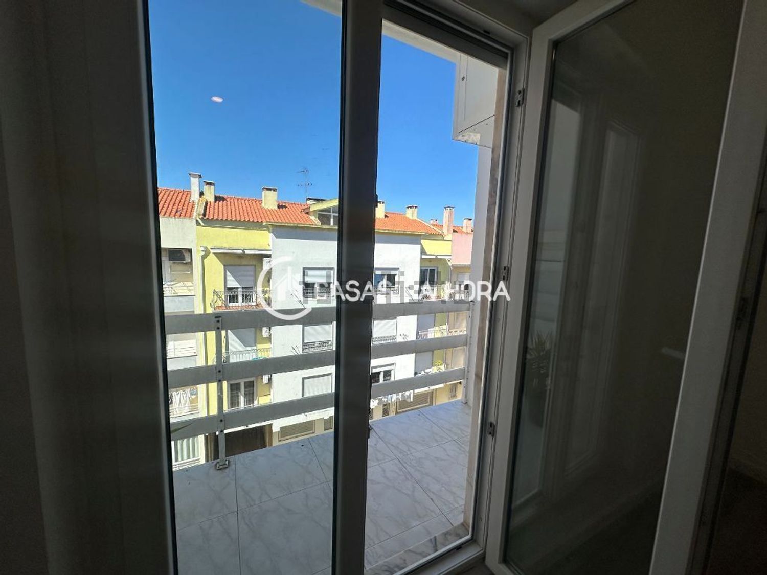 出租公寓 t2在Centro da Quinta do Conde - 阳台