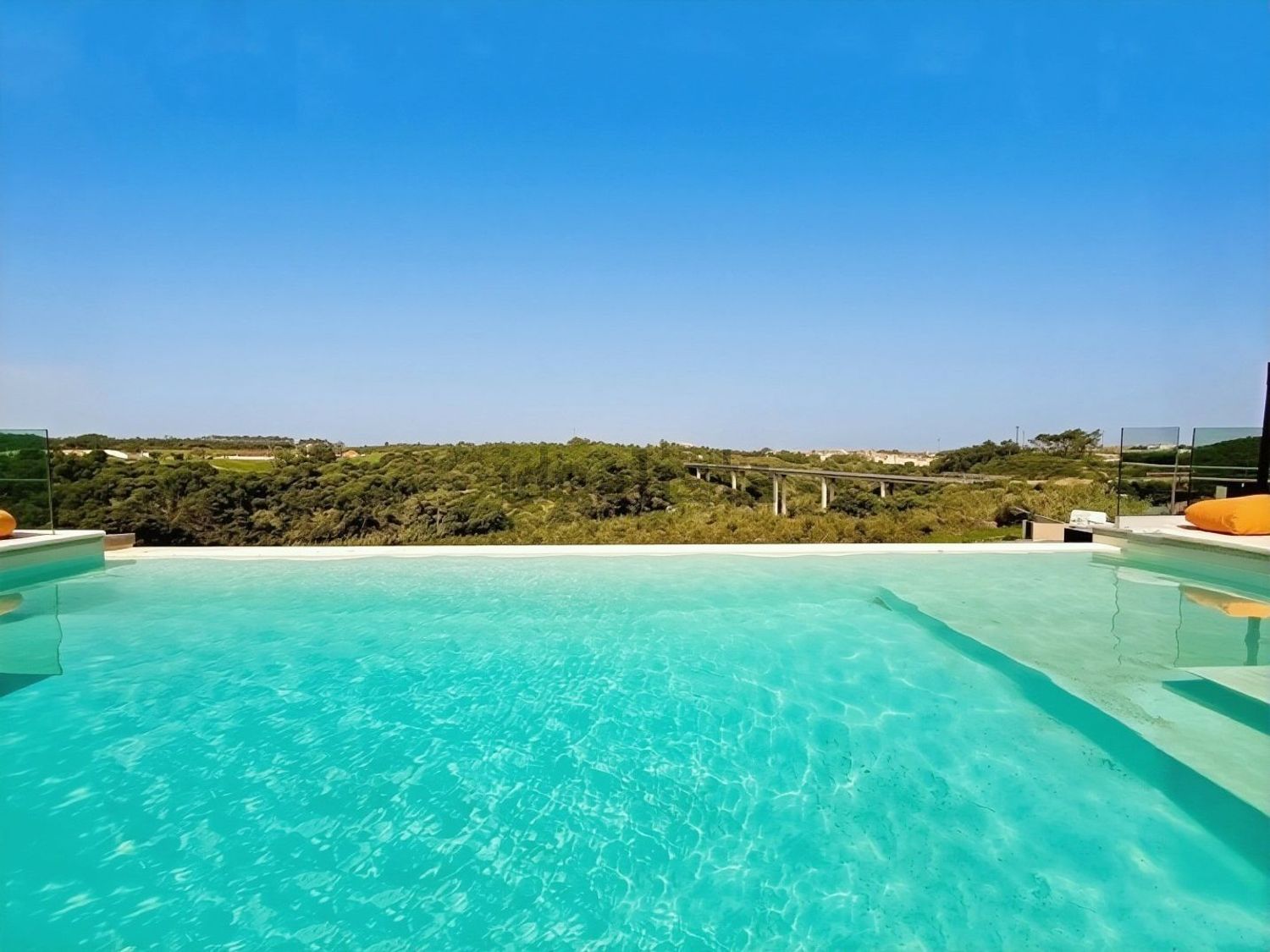 小楼房或独栋别墅出售在Ericeira Sul - 视线