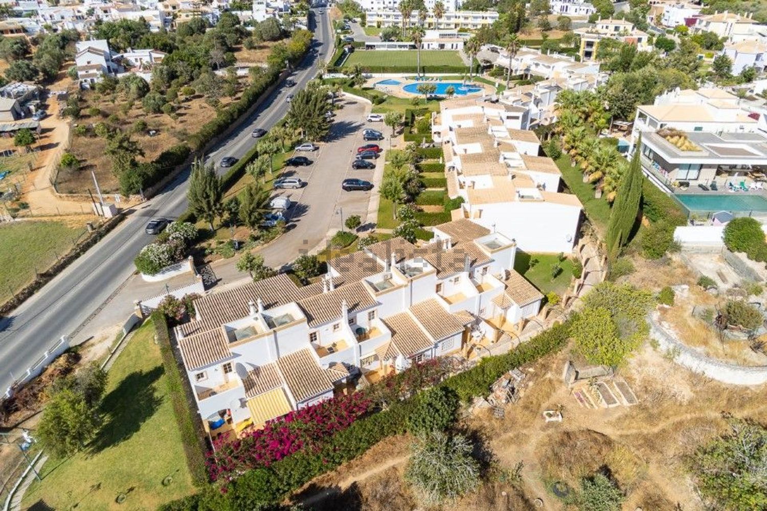 联排别墅出售在Estrada de Montes de Alvor s/n - 外立面