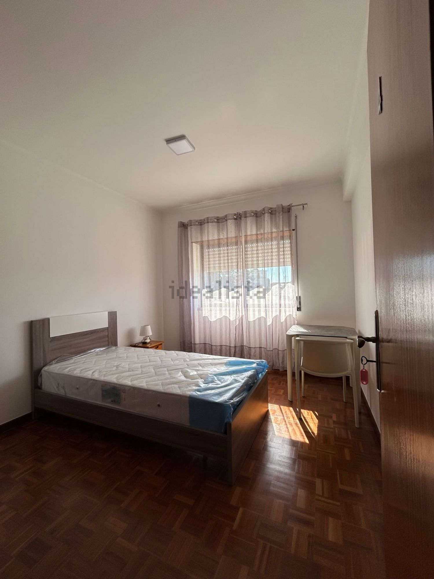 出租房间在Rua Camb les Bains, 4 - 卧室