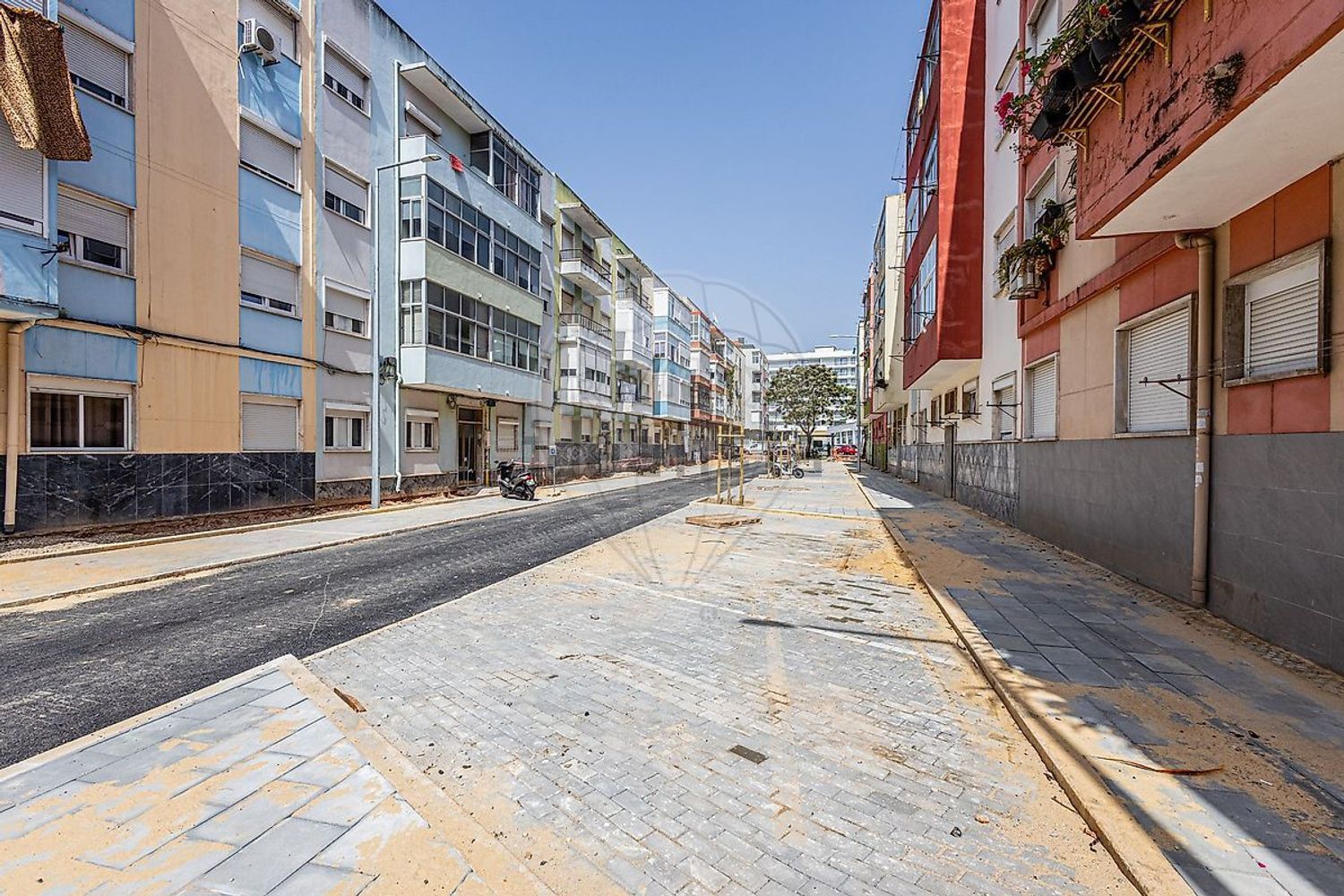 公寓 t2出售在Rua Santa Joana - 视线