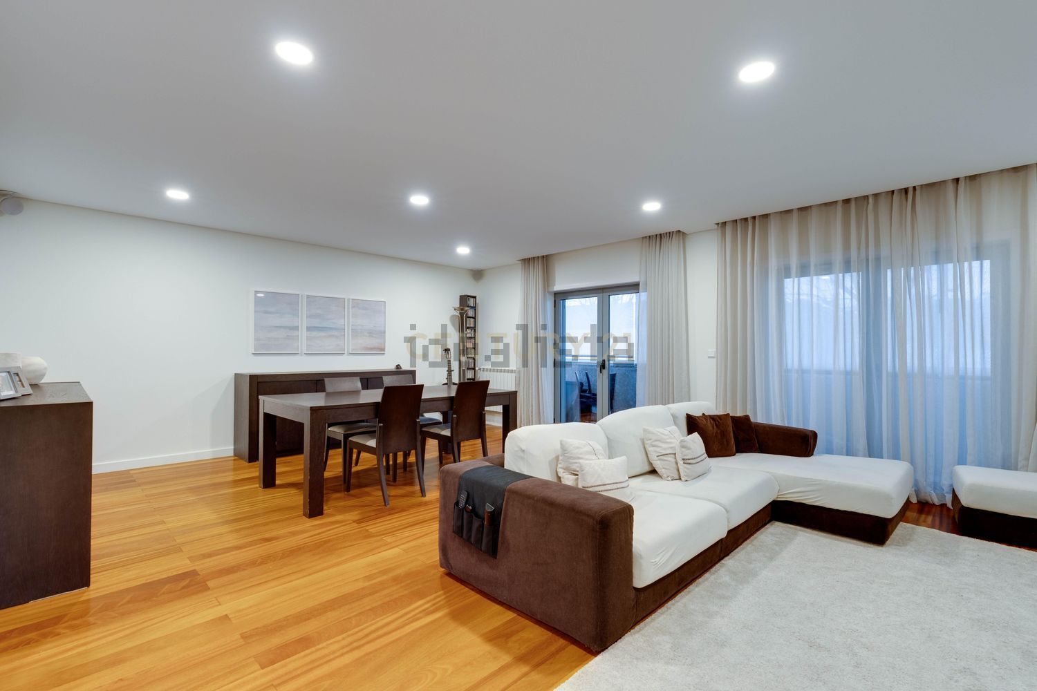 小楼房或独栋别墅出售Urbanizacao Domingos Capela, 108 - 客厅