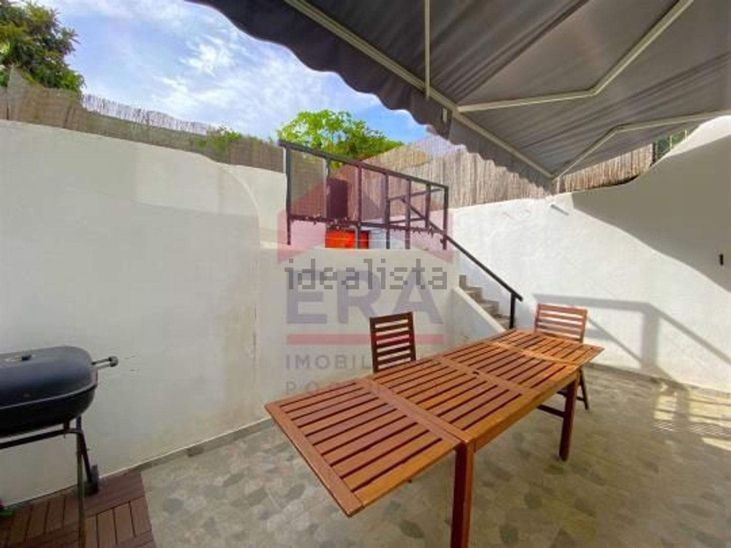 公寓 t3出售在Rua do Alportel, 289 - 阳台