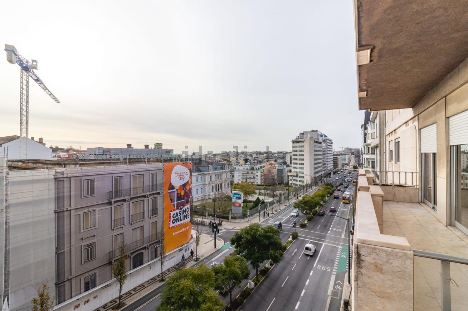 公寓 t4出售在Avenida Fontes Pereira de Melo, 19 - 视线