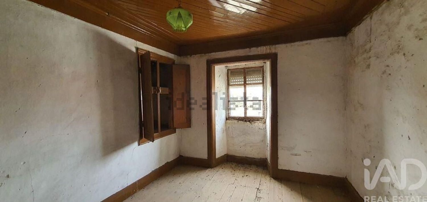 小楼房或独栋别墅出售在Castelo Branco - 居住