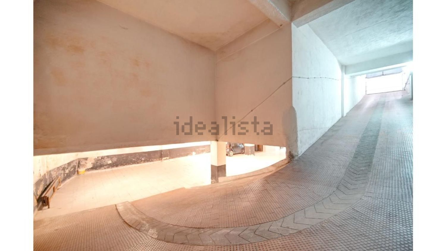 公寓 t1出售在Avenida Almirante Reis, 123 - 停车位