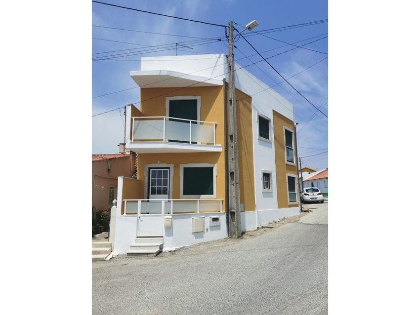 出租小楼房或独栋别墅在Rua dos Papagaios