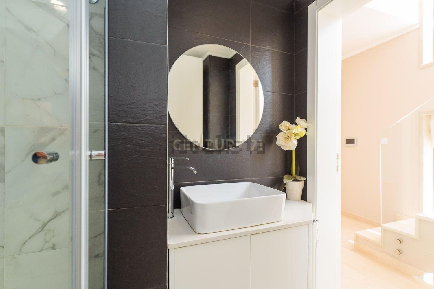 小楼房或独栋别墅出售在Rua Joel Serrão, 2 - 卫生间