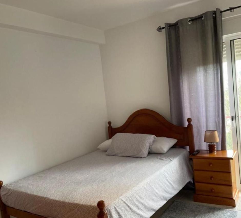 出租房间在Praceta António Lopes Ribeiro