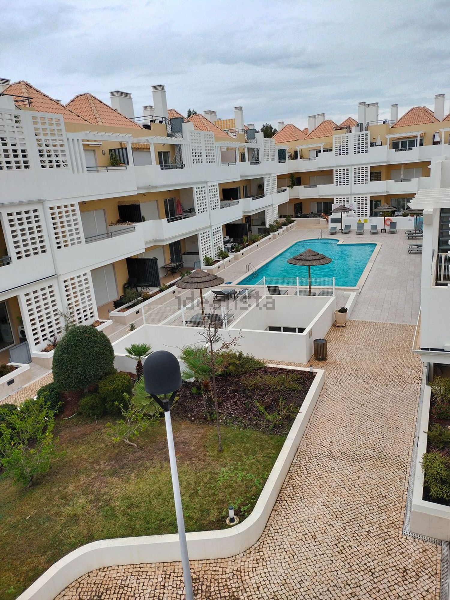 出租顶层公寓在Rua Armação do Medo das Cascas, 6 - 游泳池