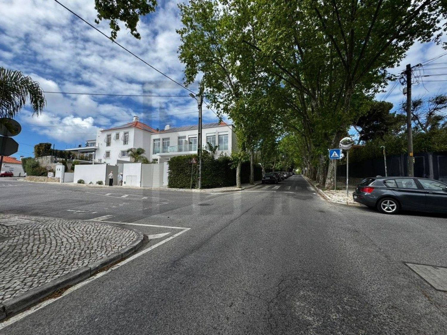 出租小楼房或独栋别墅在Centro do Estoril - 外立面