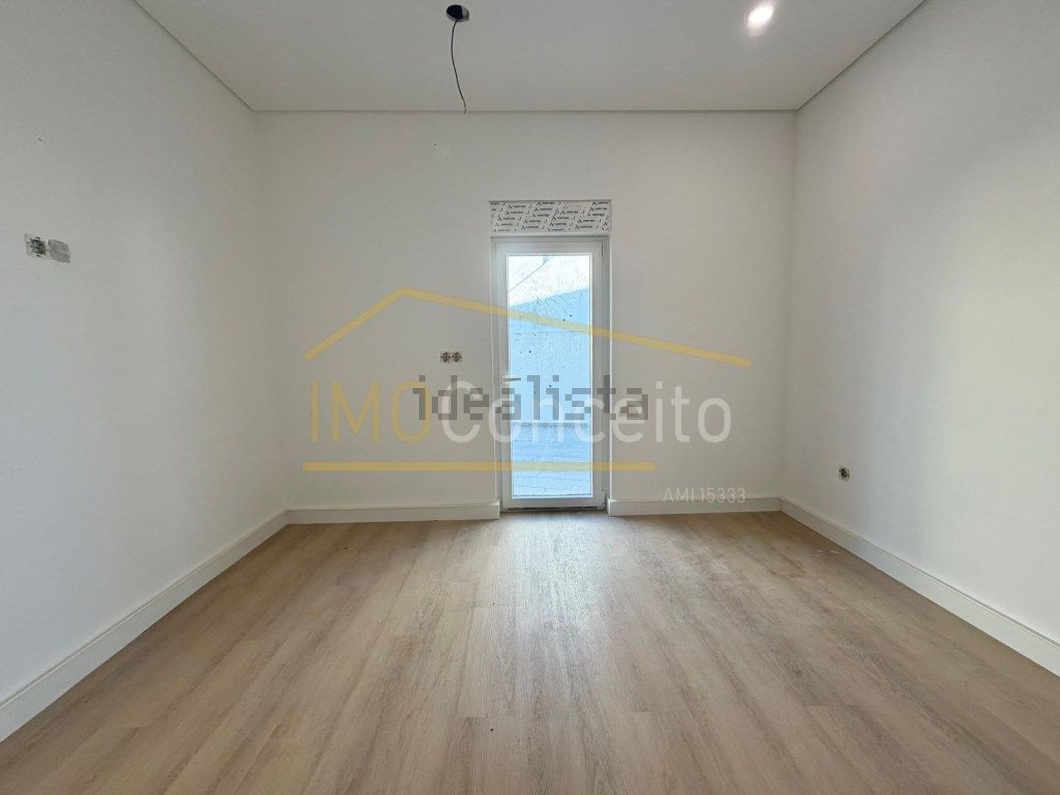 公寓 t3出售在Rua António Gomes de Oliveira, 2 - 居住