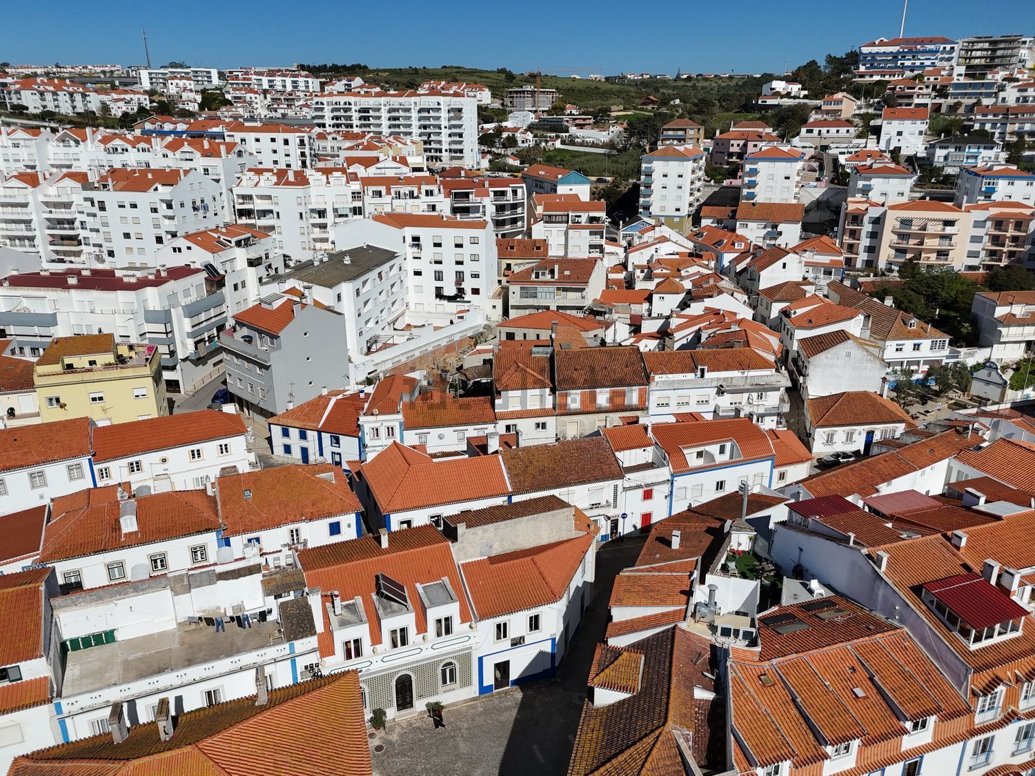 双拼别墅出售在Rua Provedor Jorge Fialho, 2 - 照片