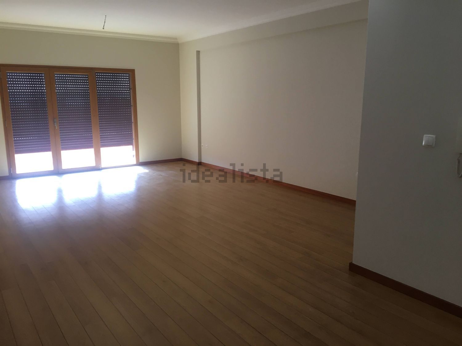 出租公寓 t4在Avenida Magalhães Coutinho, 11 - 客厅