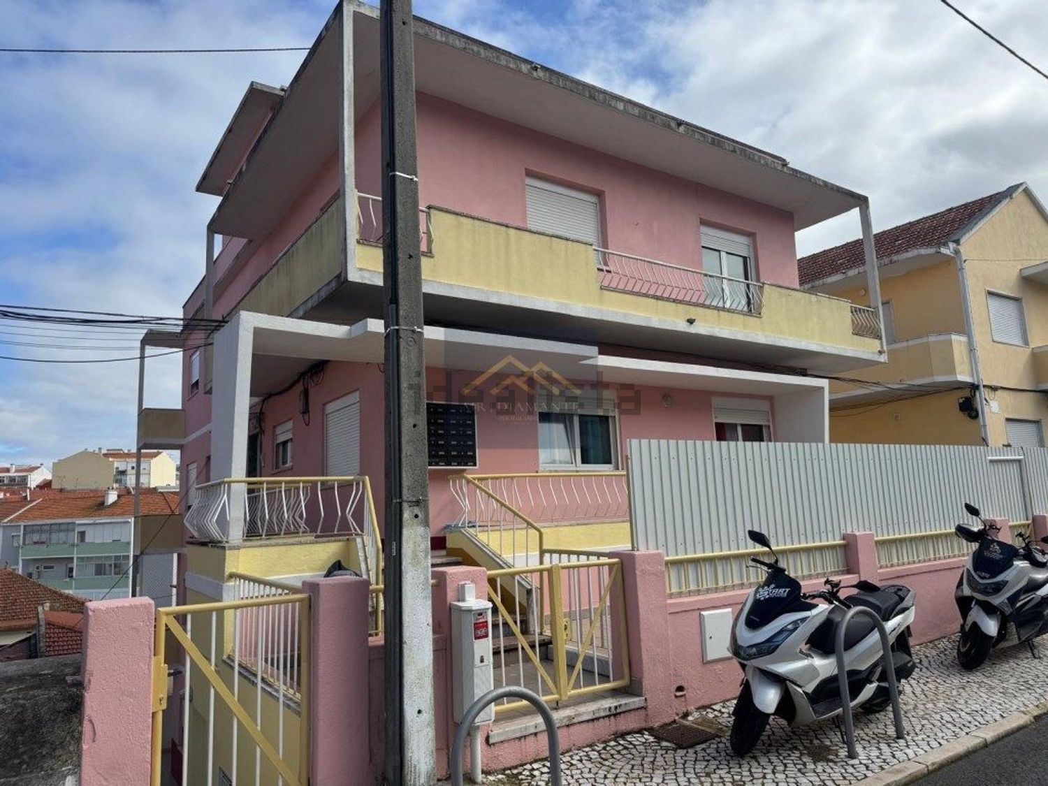 公寓 t1出售在Parque da Paz - Alfeite - 外立面