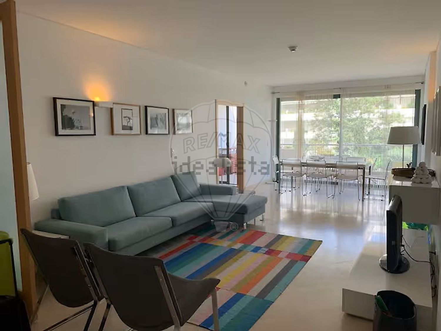 出租公寓 t2在Avenida do Cerro da Vila Br41 - 客厅