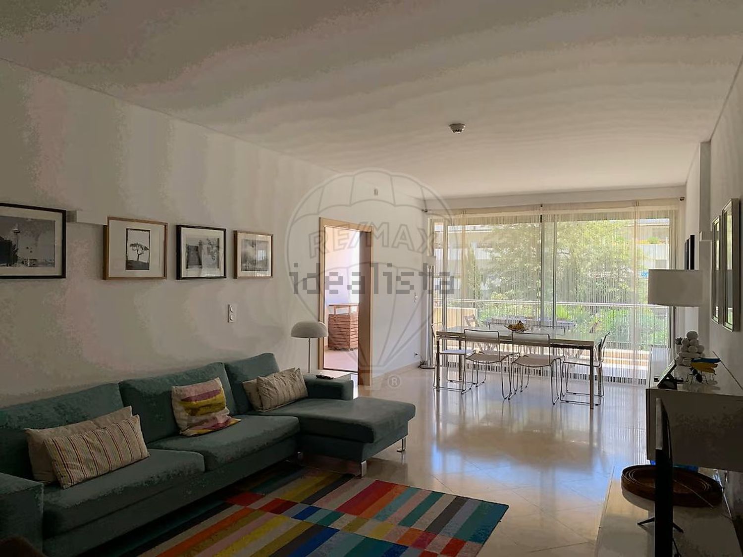出租公寓 t2在Avenida do Cerro da Vila Br41 - 客厅