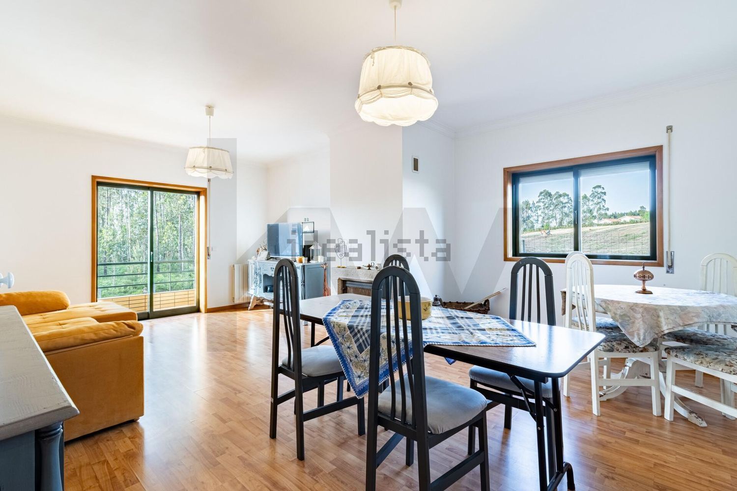 公寓 t3出售在Fiães - 客厅