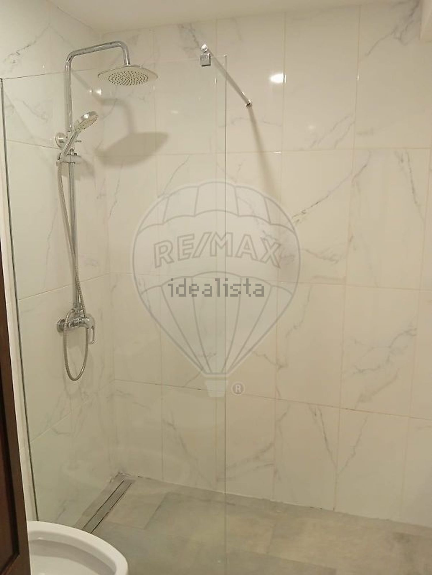 出租公寓 t2在Rua do Sol - 卫生间