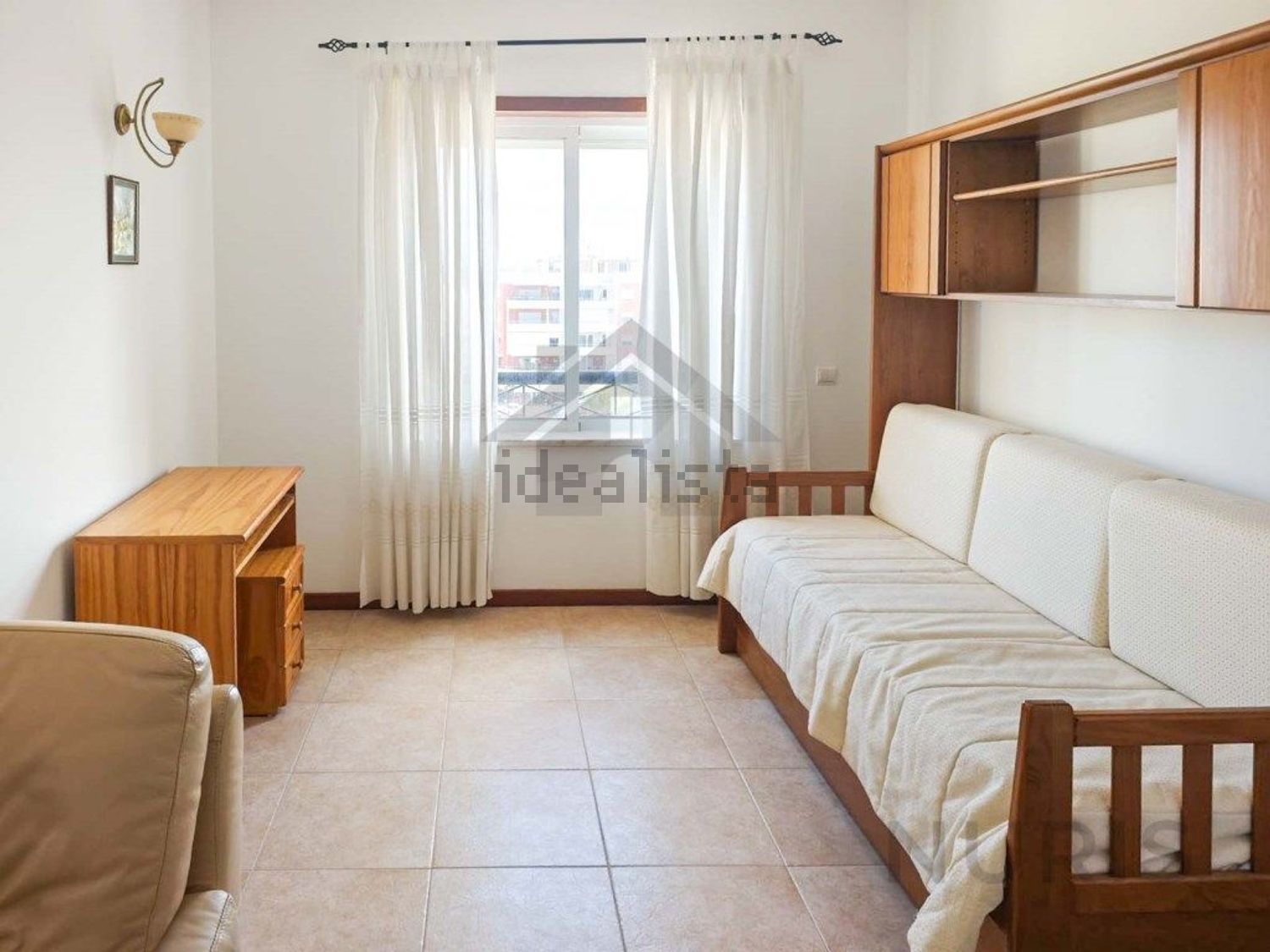 出租公寓 t2在Rua da Vila Rosa, 15 - 客厅