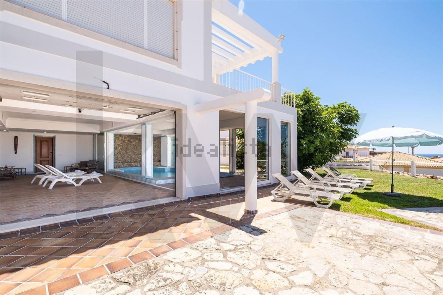 出租小楼房或别墅在Rua do Norte, 19 - 外立面