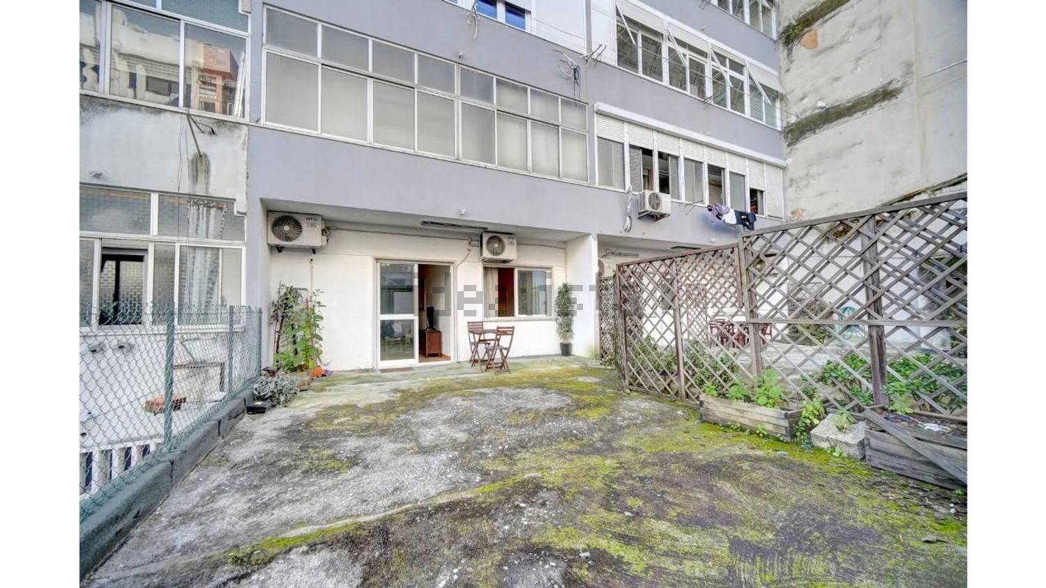 公寓 t1出售在Avenida Almirante Reis, 123 - 阳台