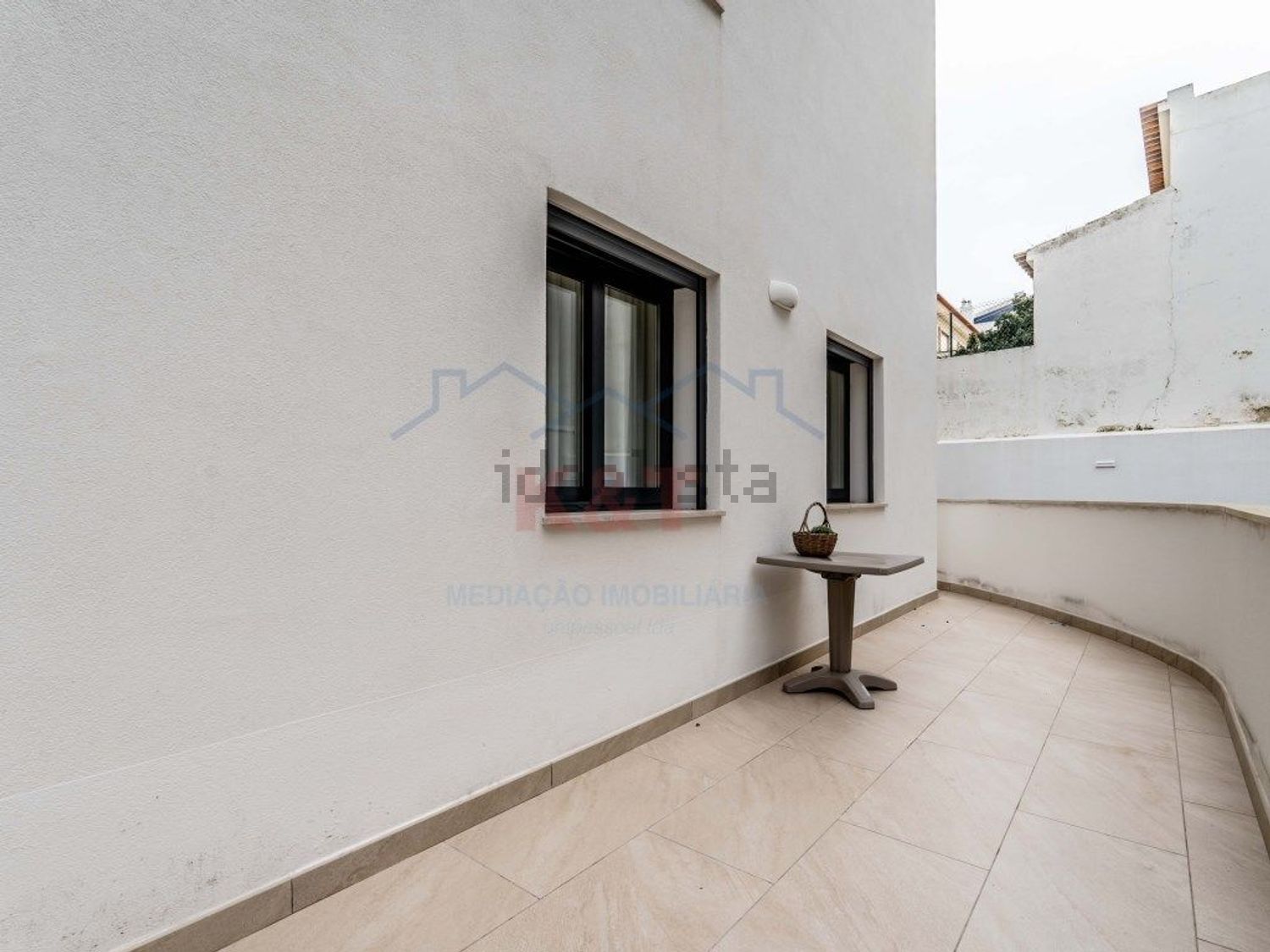 出租公寓 t1在Rua Engenheiro Francisco Bívar - 照片