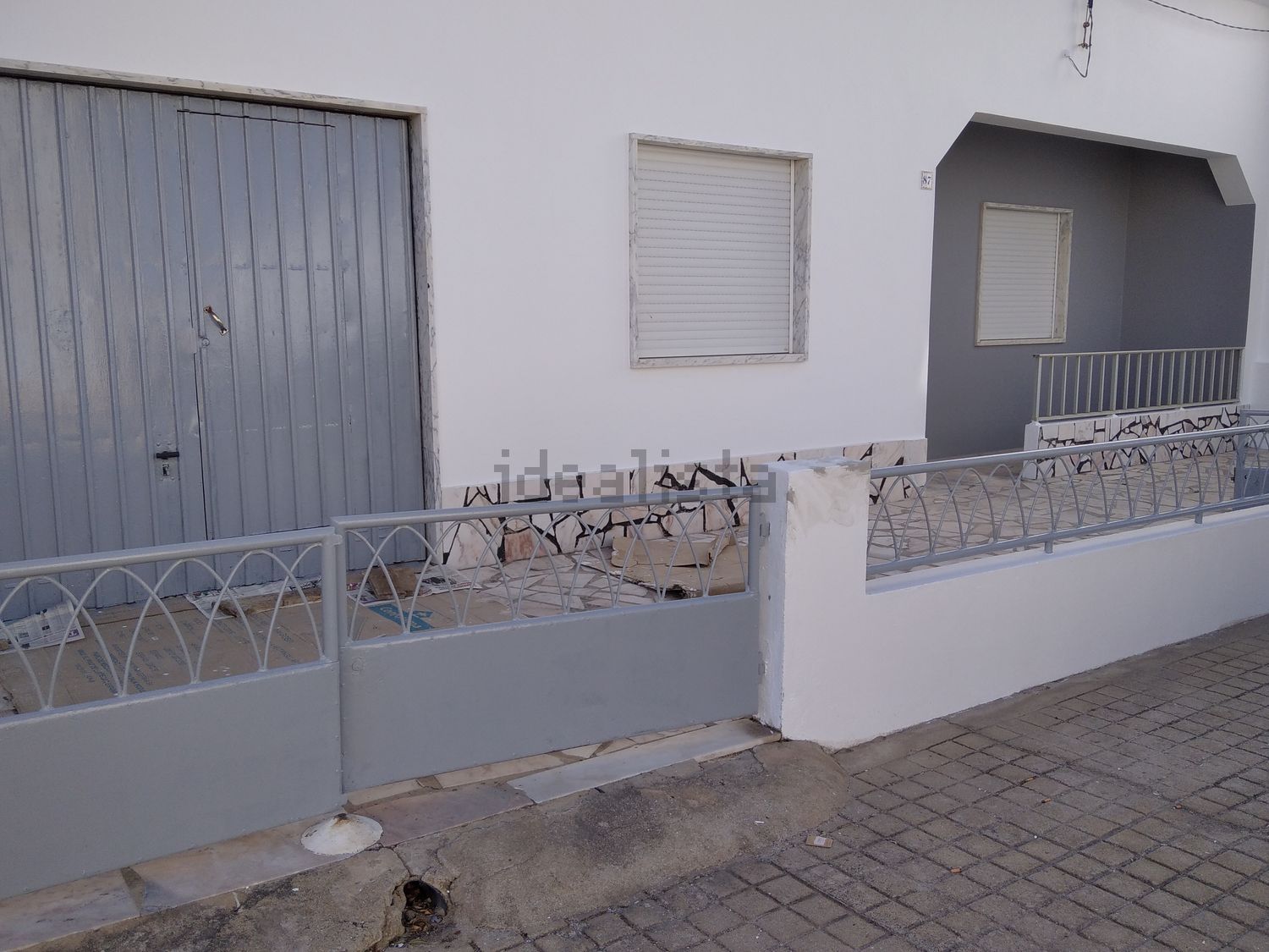 小楼房或独栋别墅出售在Rua Cerca do Barreiro, 87 - 外立面