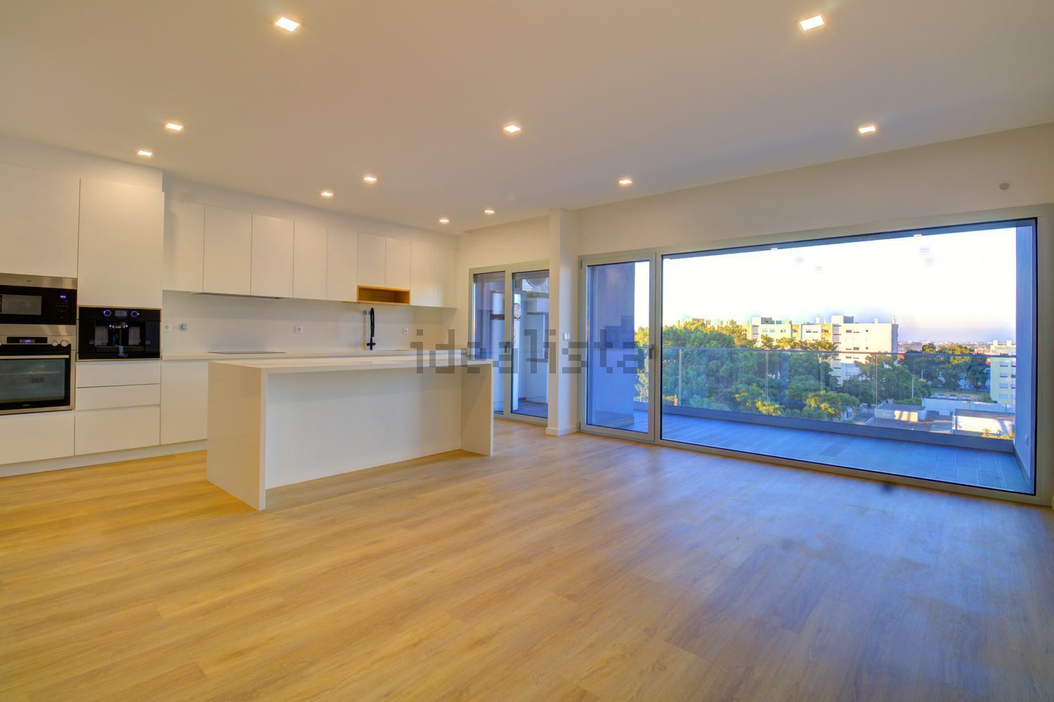 出租公寓 t3在Praceta Galitos Futebol Clube, 2 - 照片
