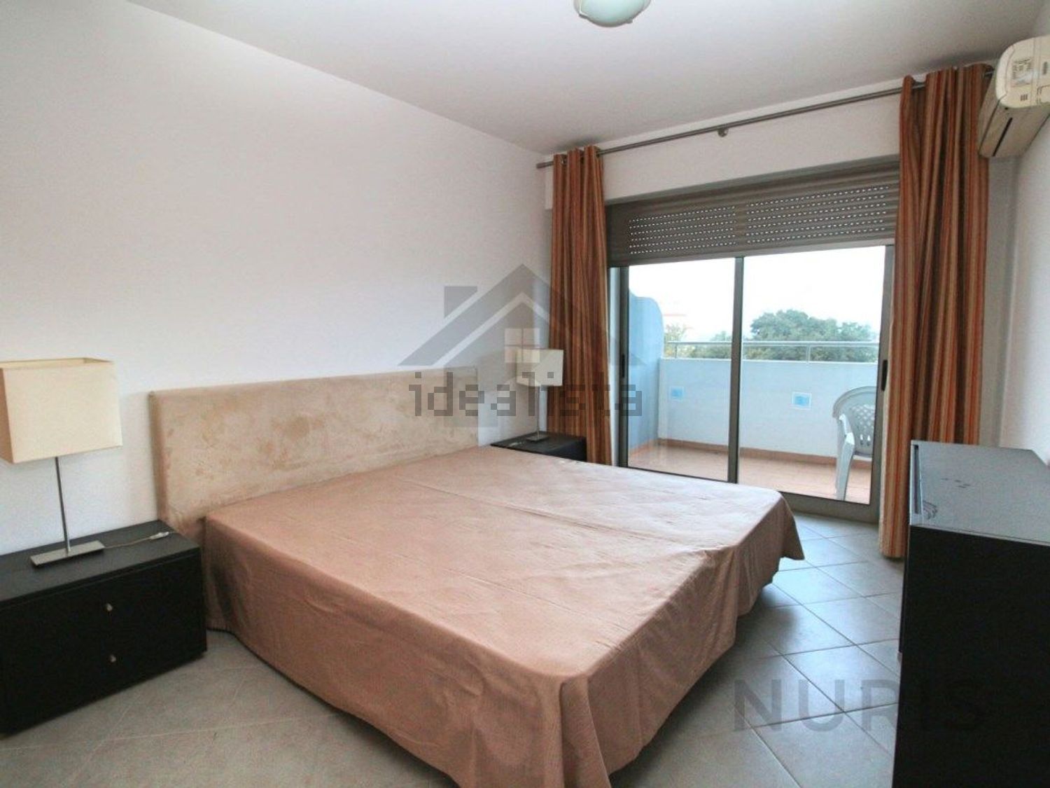 出租公寓 t1在Avenida São Lourenço da Barrosa, 8500 - 卧室