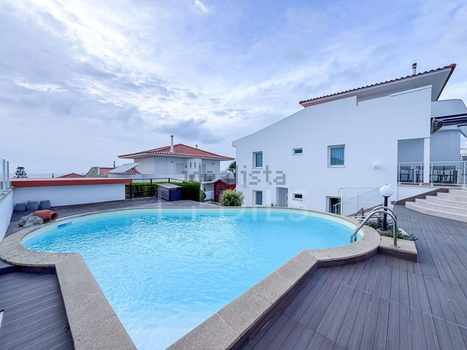 双拼别墅出售在Rua 1 - 游泳池