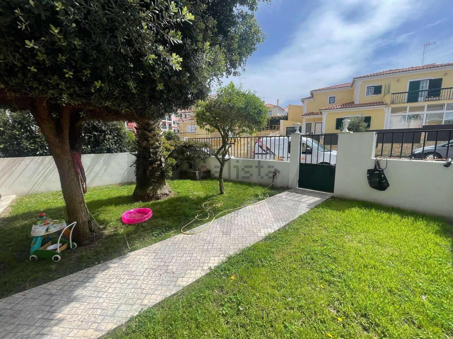 出租小楼房或别墅在Ericeira Sul - 花园