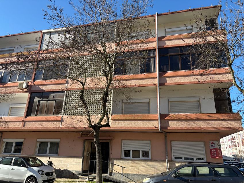 公寓 t2出售在Avenida do Oceano