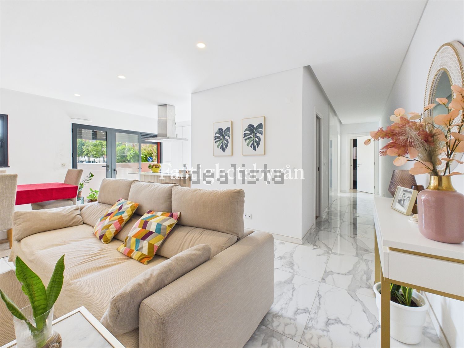 公寓 t2出售在Rua Orlando Ribeiro - 客厅