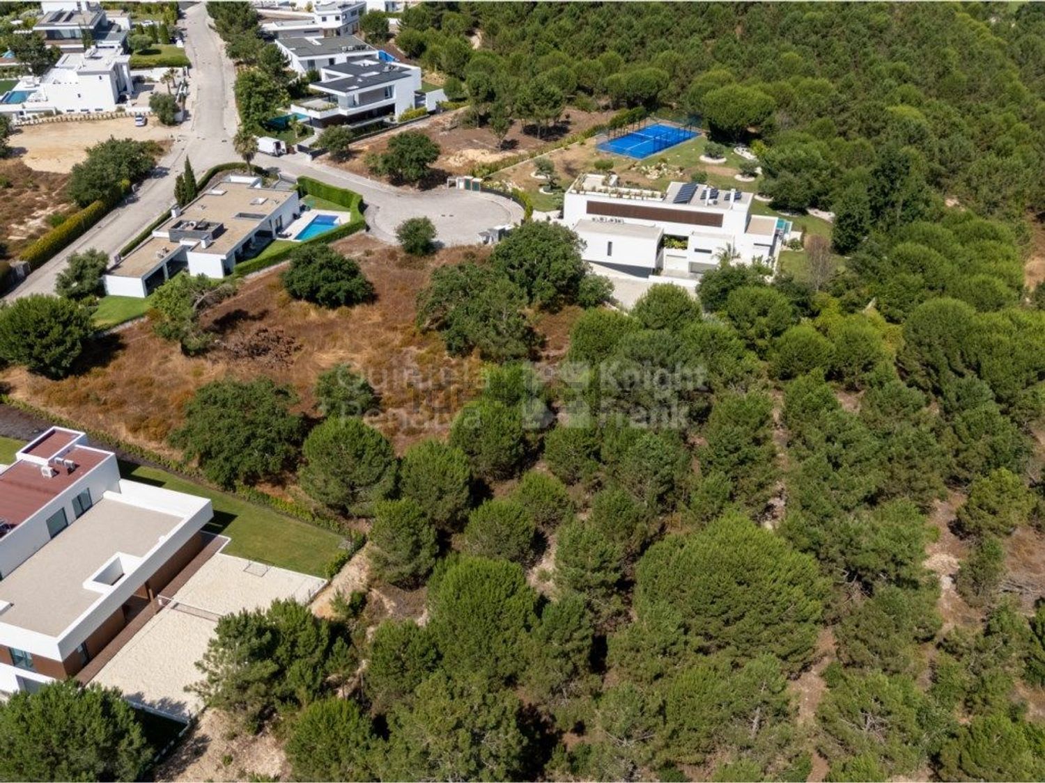 小楼房或独栋别墅出售在Alameda da Serra - 视线