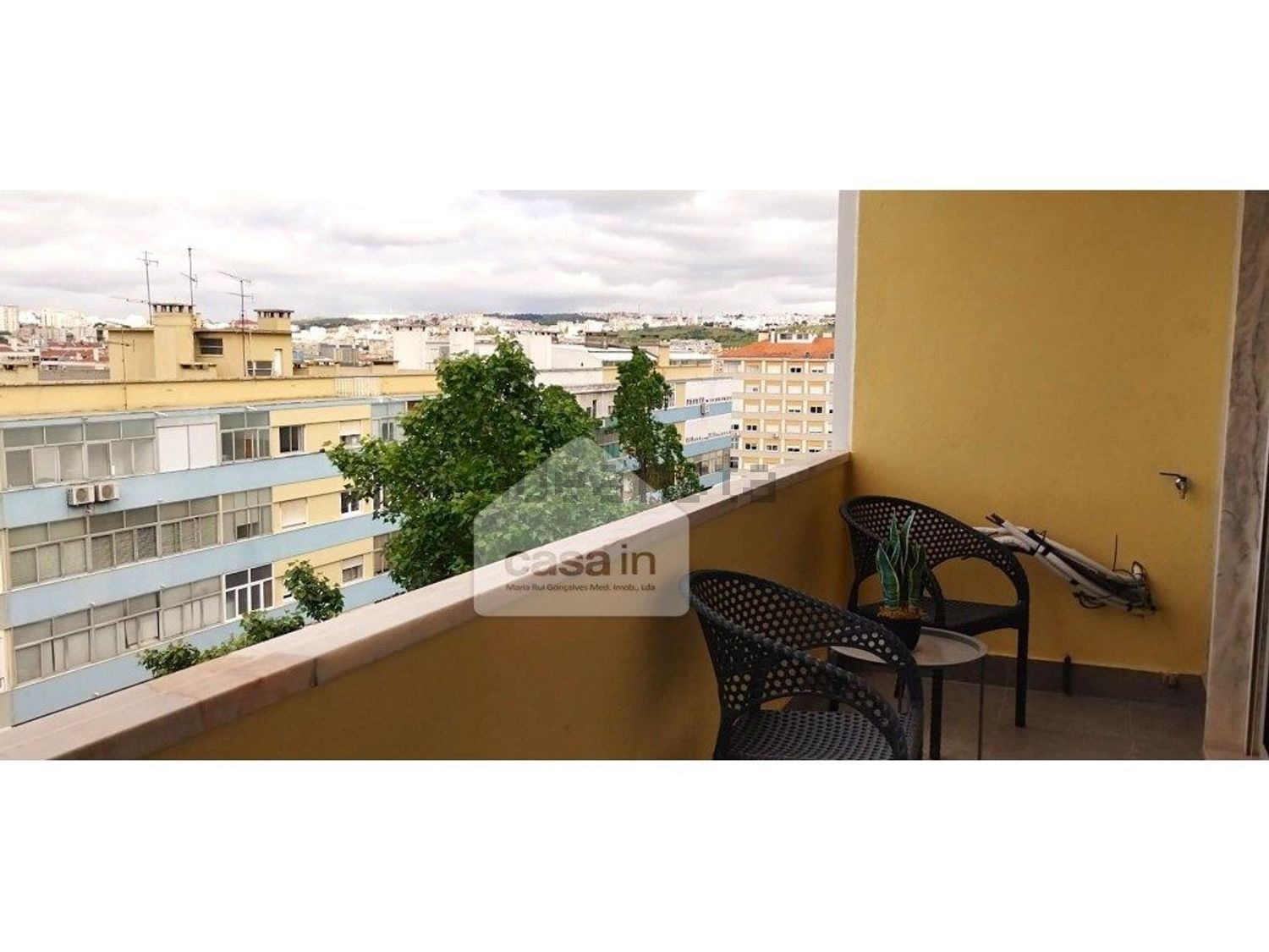 公寓 t3出售在Bairro de Santa Cruz - 露台