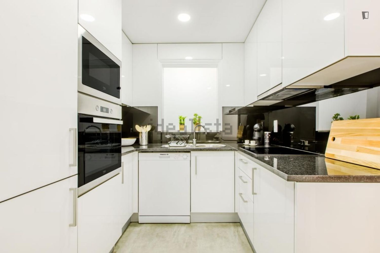 出租小楼房在Rua 4 - 厨房