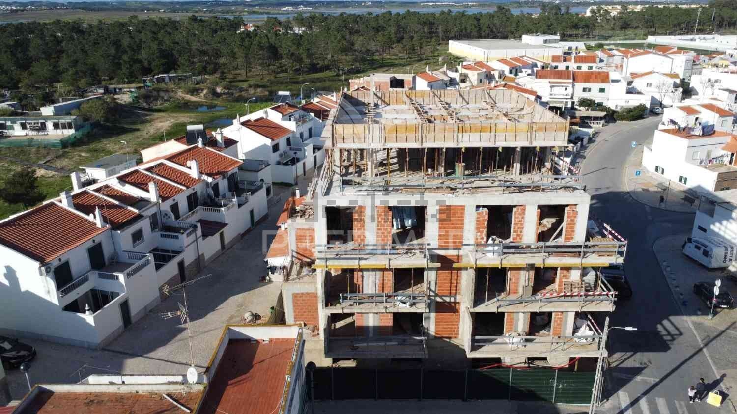 复式公寓出售在Monte Gordo - 外立面