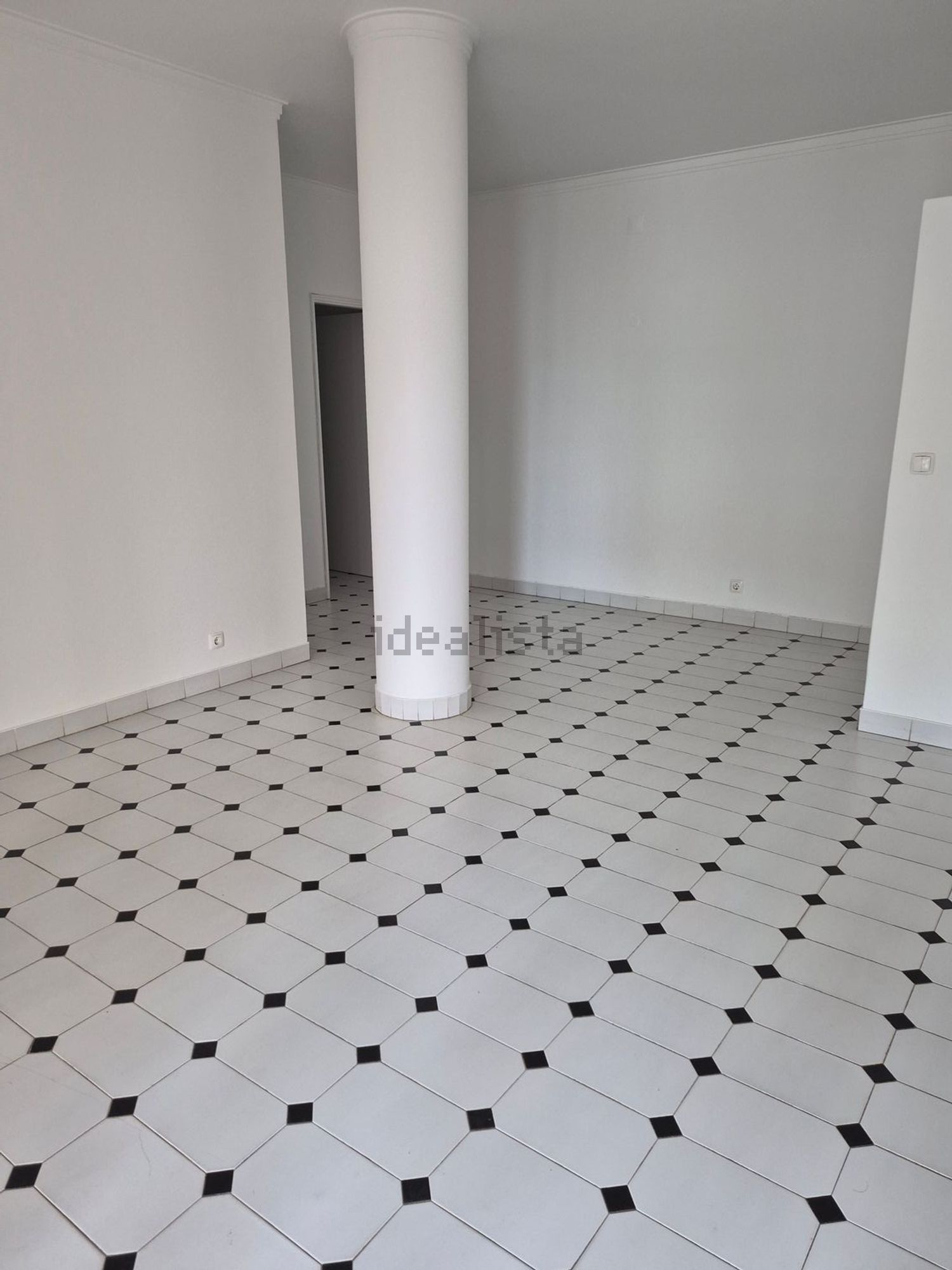 出租公寓 t2在Avenida 1º de Maio - 客厅