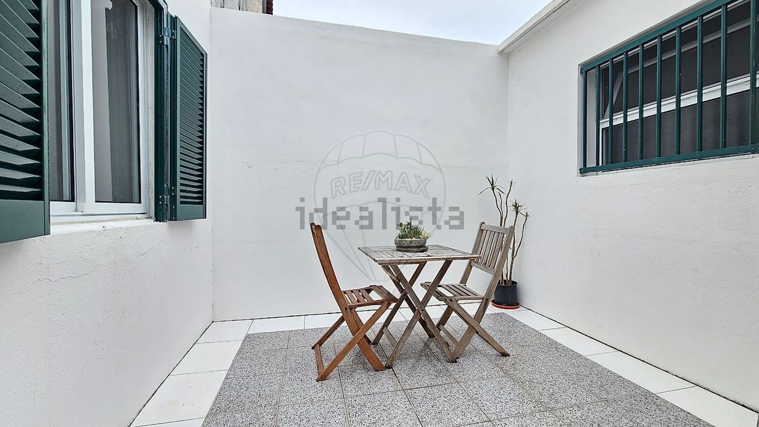 小楼房或独栋别墅出售2ª Rua de Santa Clara - 阳台