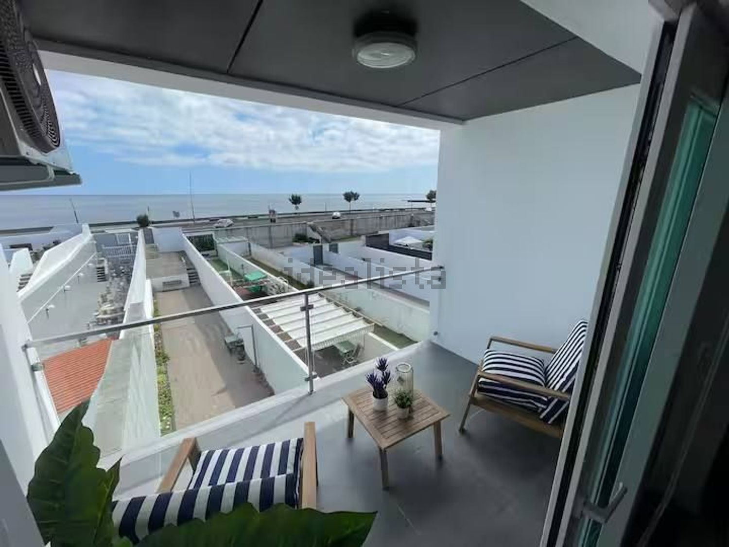 出租公寓 t1在Rua da Praia dos Santos, 35 - 阳台