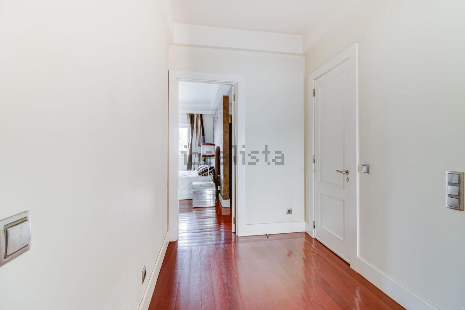 公寓 t4出售在Avenida Fontes Pereira de Melo, 19 - 前厅