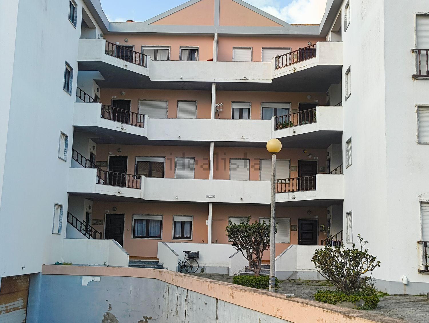 公寓 t1出售在Rua da Fonte, 60 - 外立面