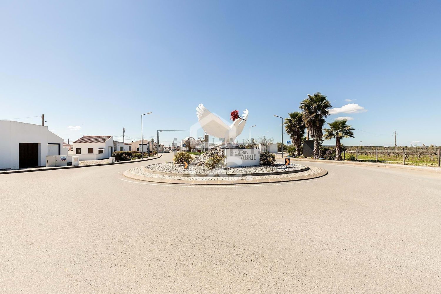 小楼房或独栋别墅出售在Rua de São Lourenço, 23 - 照片