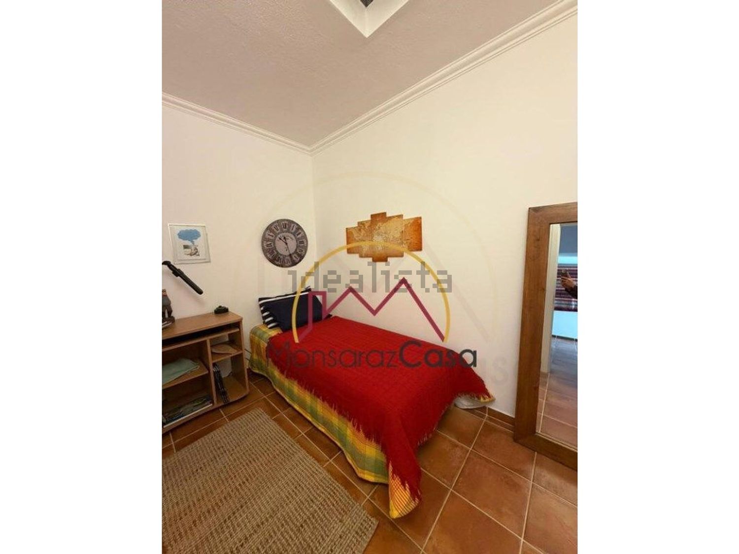 小楼房或独栋别墅出售在Montoito - 卧室