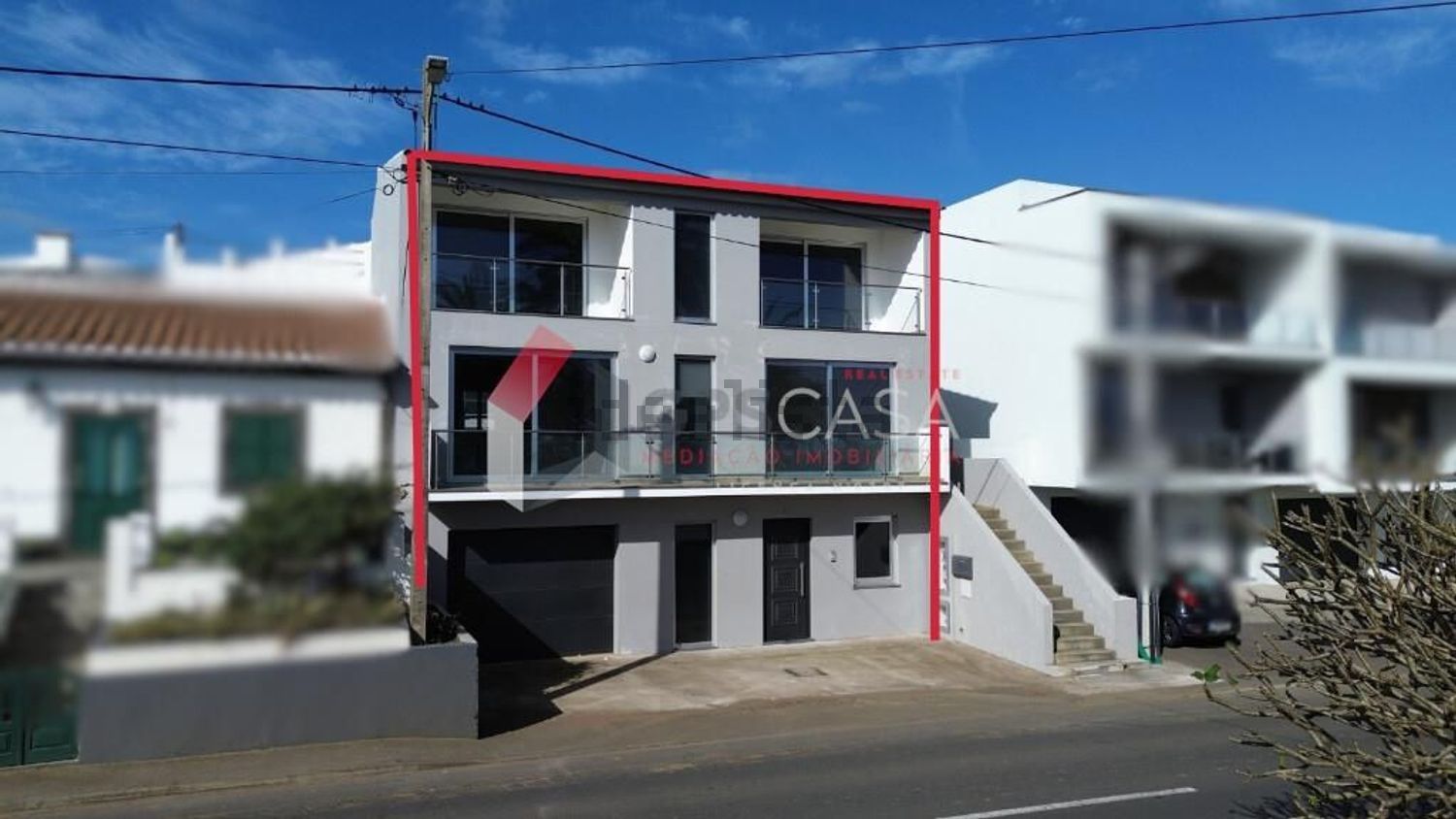 双拼别墅出售在Praia da Vitória (Santa Cruz) - 外立面