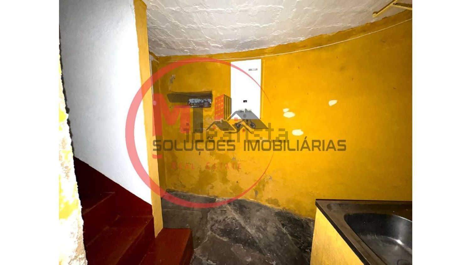 联排别墅出售在Fronteira - 照片