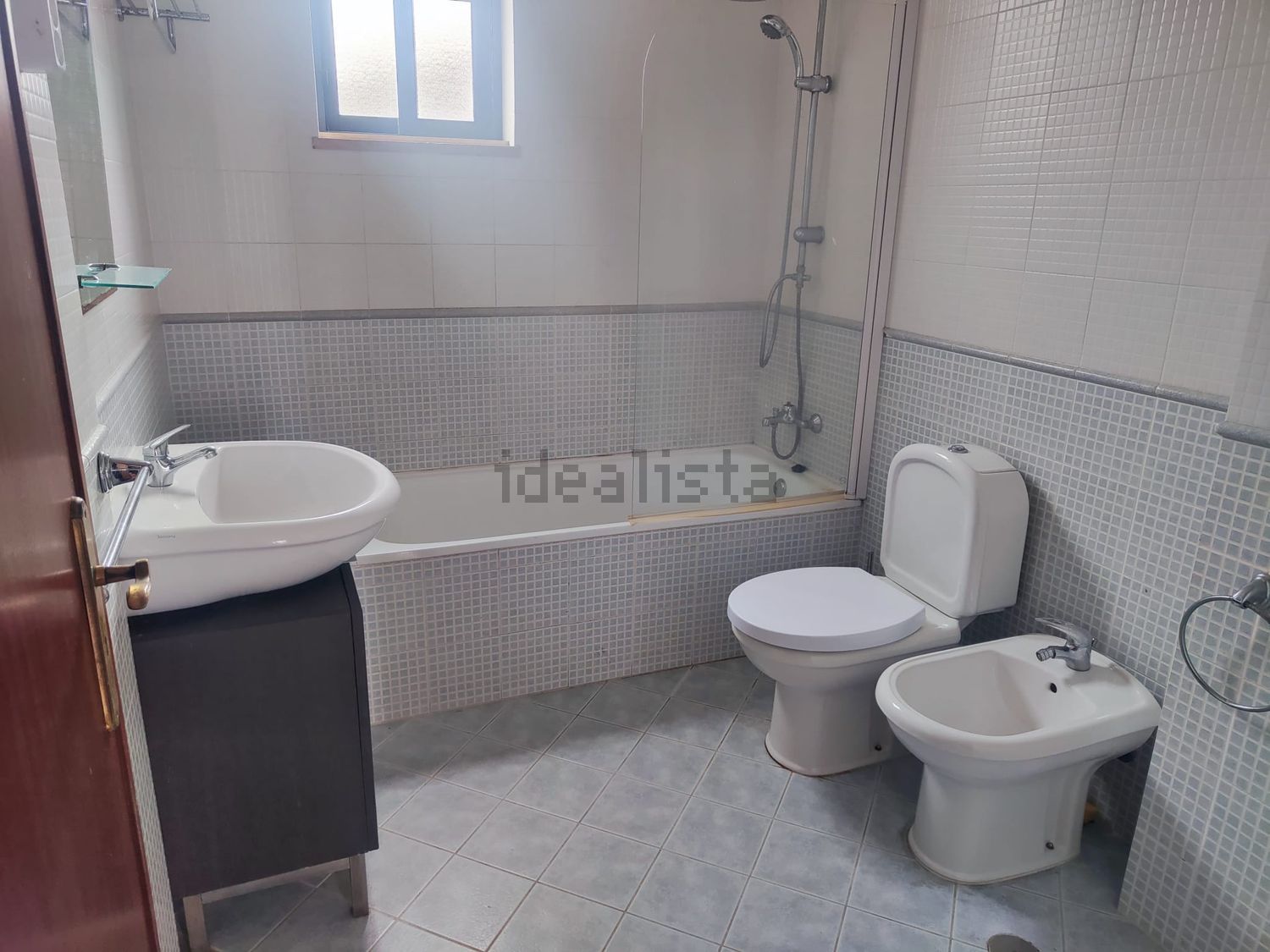 双拼别墅出售在Rua Vila Real de Santo António, 45 - 卫生间