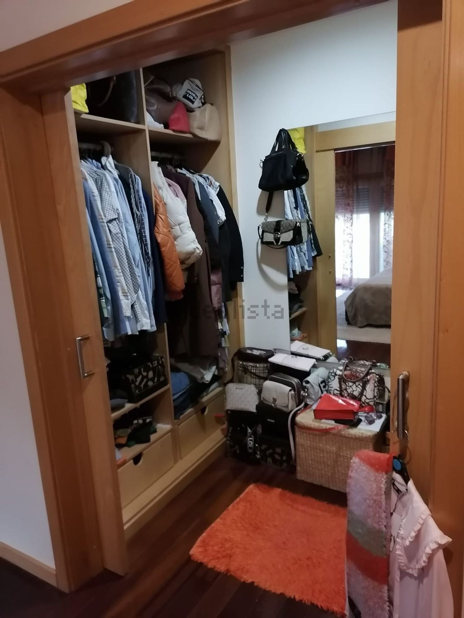 双拼别墅出售Em1225, 793 - 试衣间